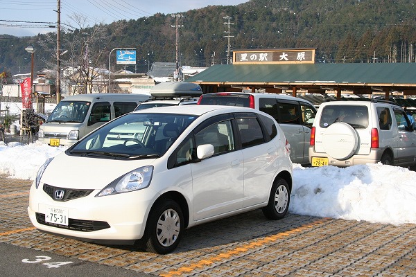 カーシェア車両のスタッドレス仕様